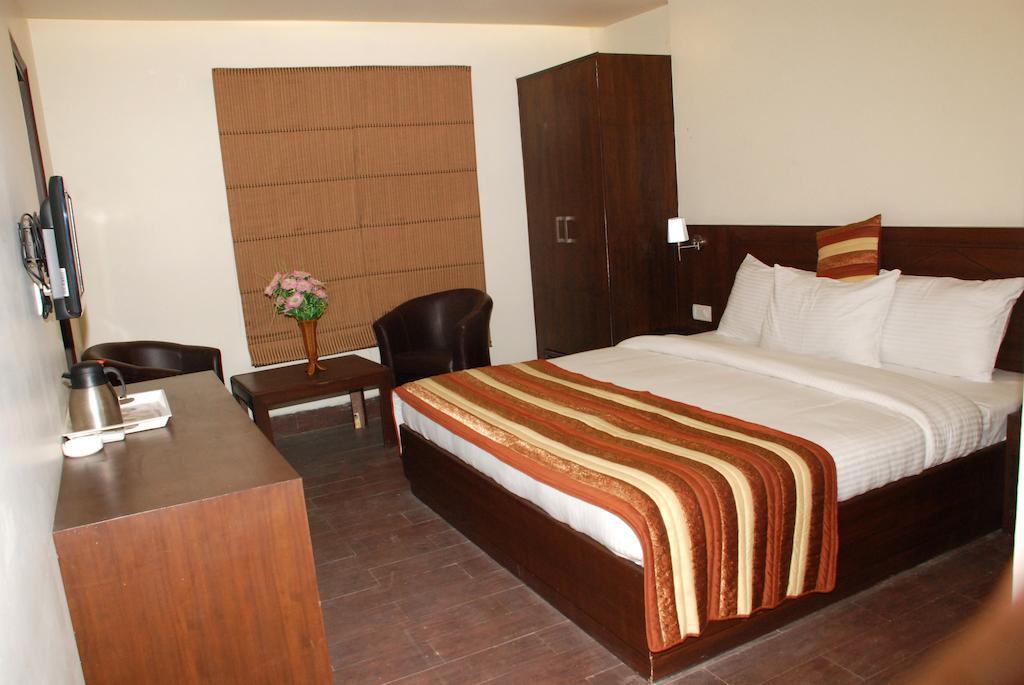 Airport Hotel Daya Capitol 新德里 客房 照片