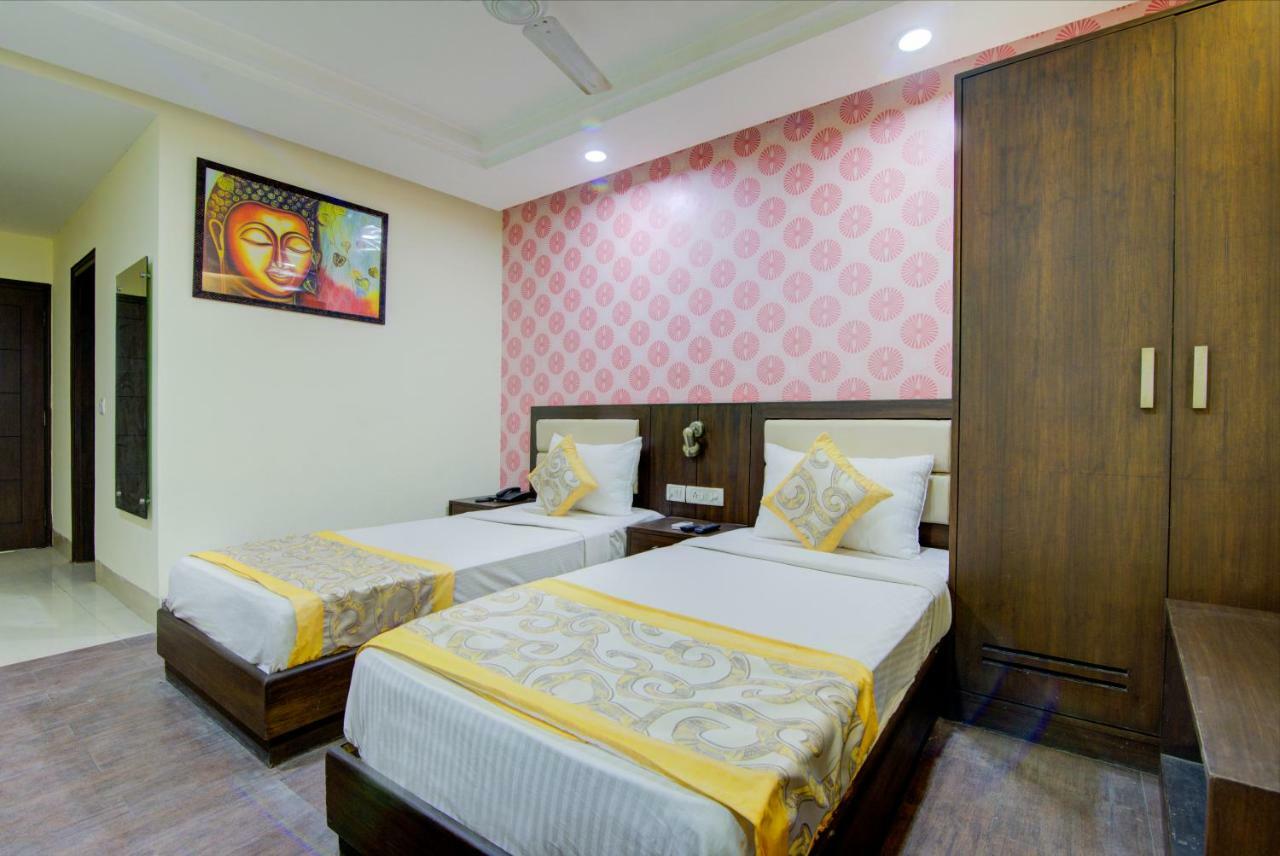 Airport Hotel Daya Capitol 新德里 外观 照片