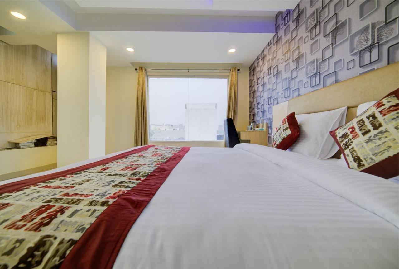 Airport Hotel Daya Capitol 新德里 外观 照片