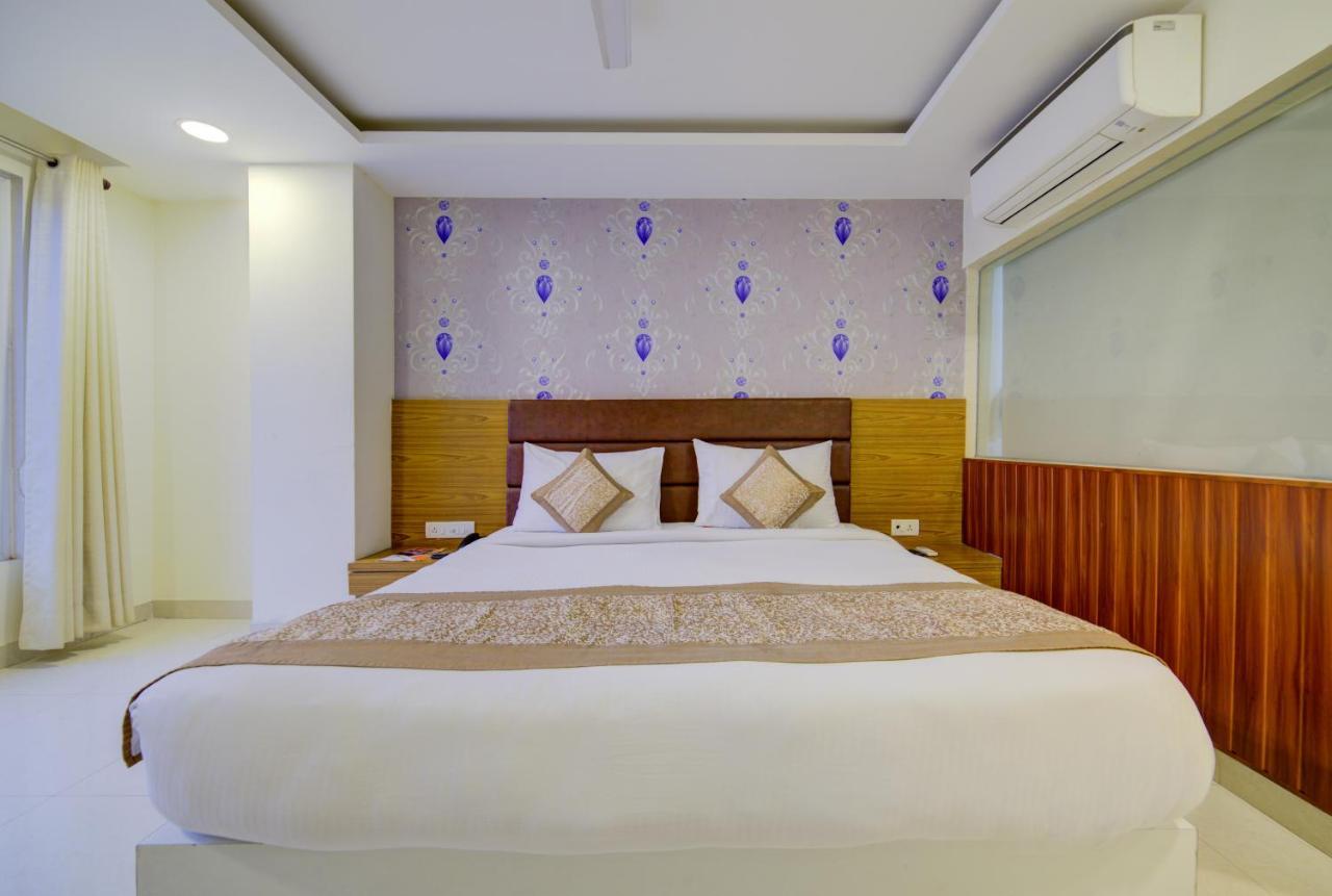 Airport Hotel Daya Capitol 新德里 外观 照片